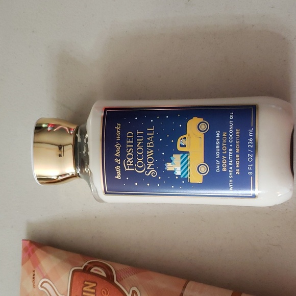 5 lotions, body care Bath and body works  NEW - Picture 3 of 7